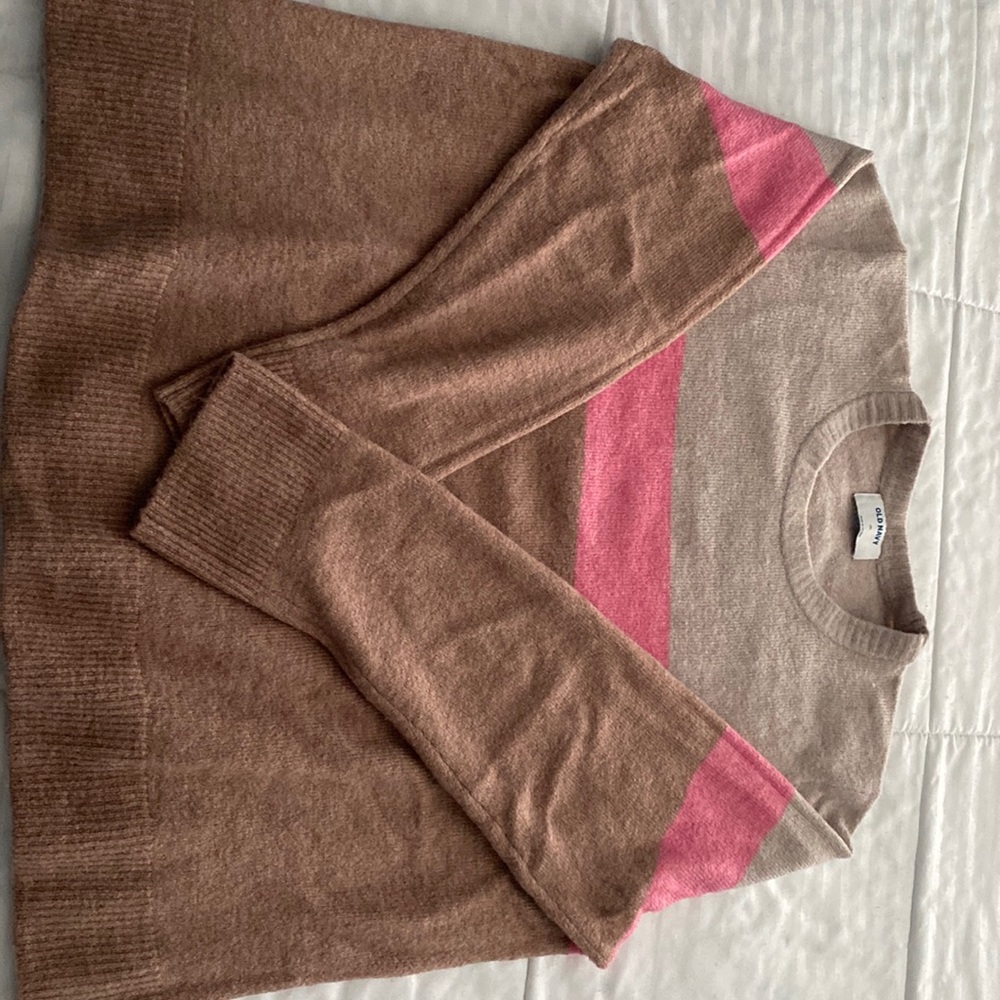 Pink and brown sweater